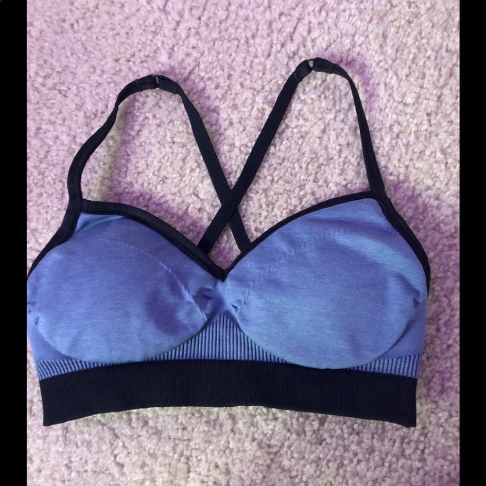 Lululemon sports bra.